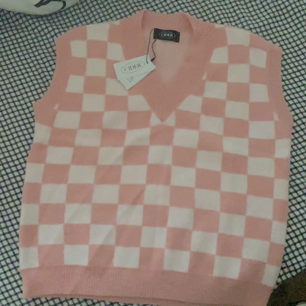 [NWT] Cider Pink checked Sweater Vest